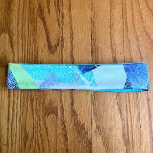 Ivivva reversible headband.